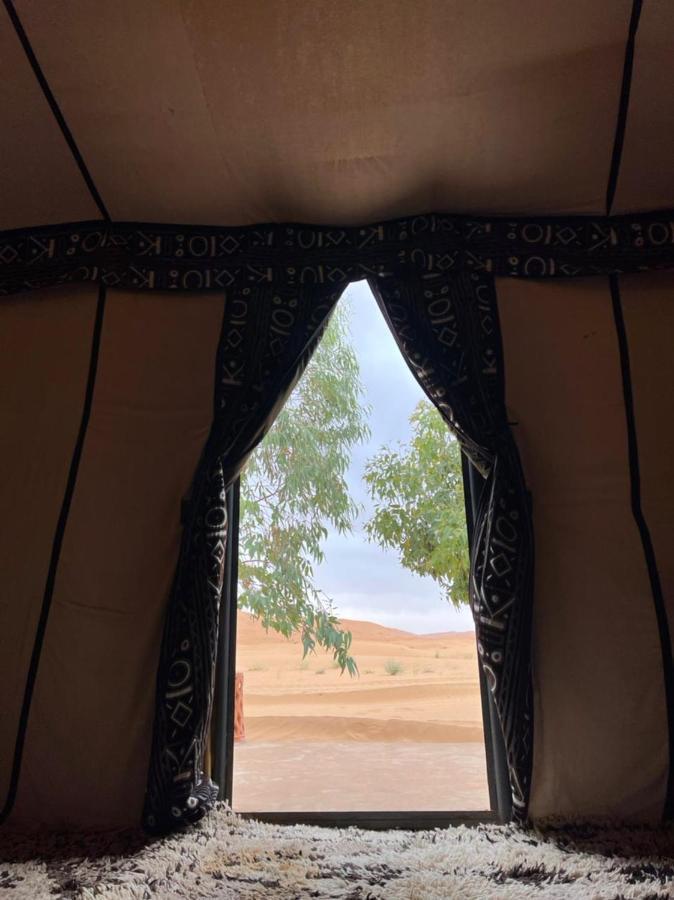 Erg Chebbi Sahara Camp Hotel Merzouga Bagian luar foto