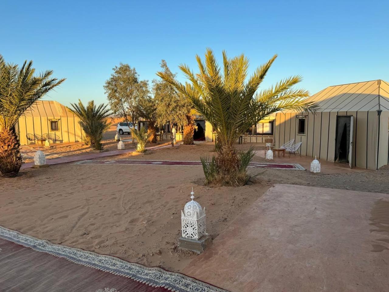 Erg Chebbi Sahara Camp Hotel Merzouga Bagian luar foto
