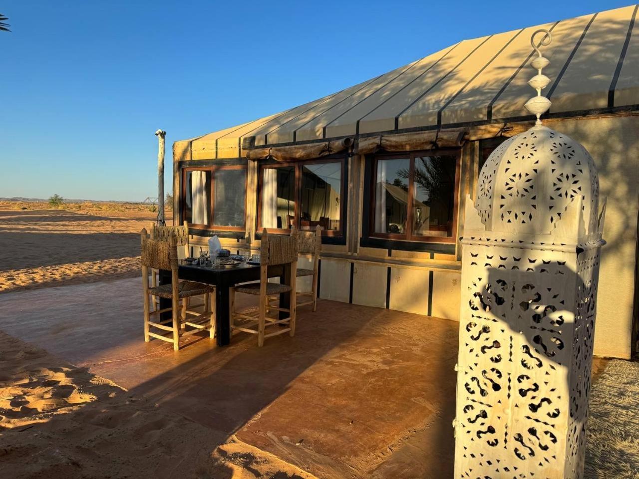 Erg Chebbi Sahara Camp Hotel Merzouga Bagian luar foto