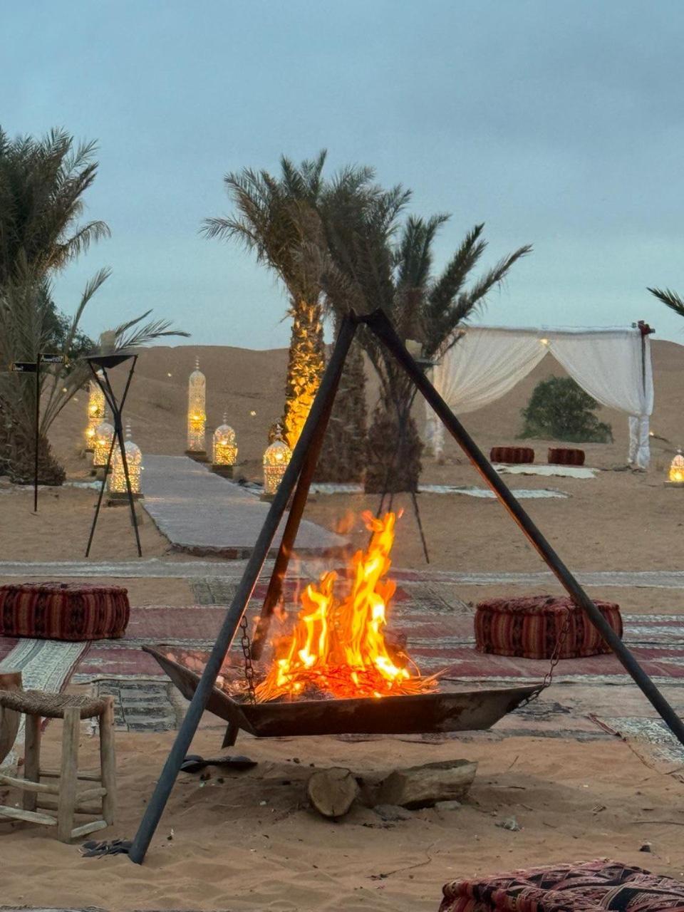 Erg Chebbi Sahara Camp Hotel Merzouga Bagian luar foto