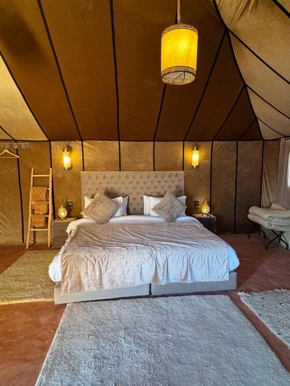 Erg Chebbi Sahara Camp Hotel Merzouga Bagian luar foto